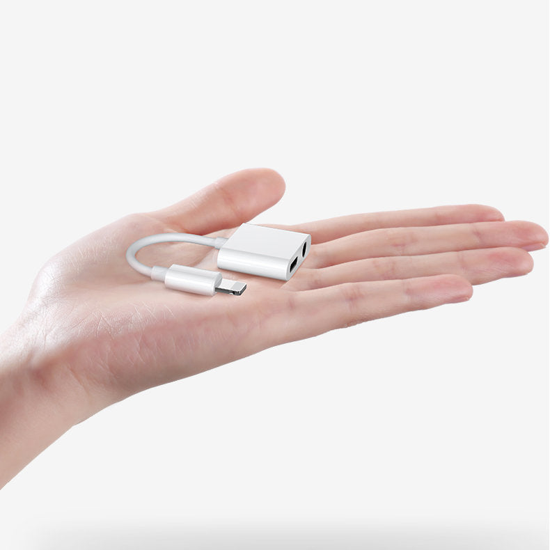 Аудио адаптер Lightning към Lightning Joyroom S-Y104 Ben, с порт за зареждане Lightning, Бял