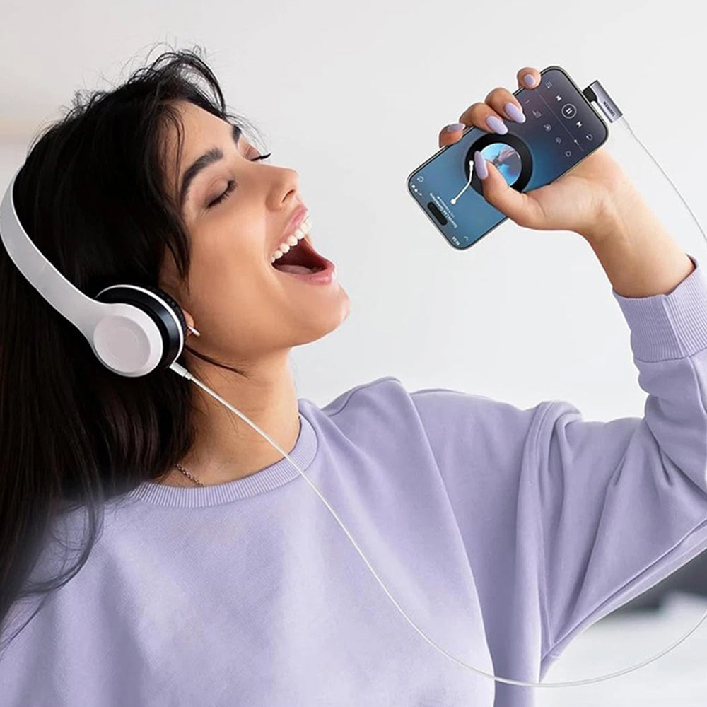 Аудио адаптер USB-C - 3.5mm UGREEN CM460 (20194) под ъгъл, сив