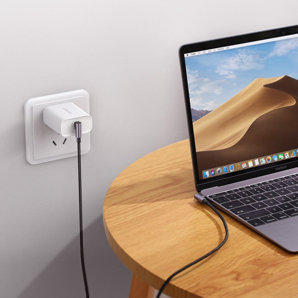 USB-C кабел за данни и зареждане - USB-C UGREEN US323 USB-C ъглов, 60W, 1m, черен