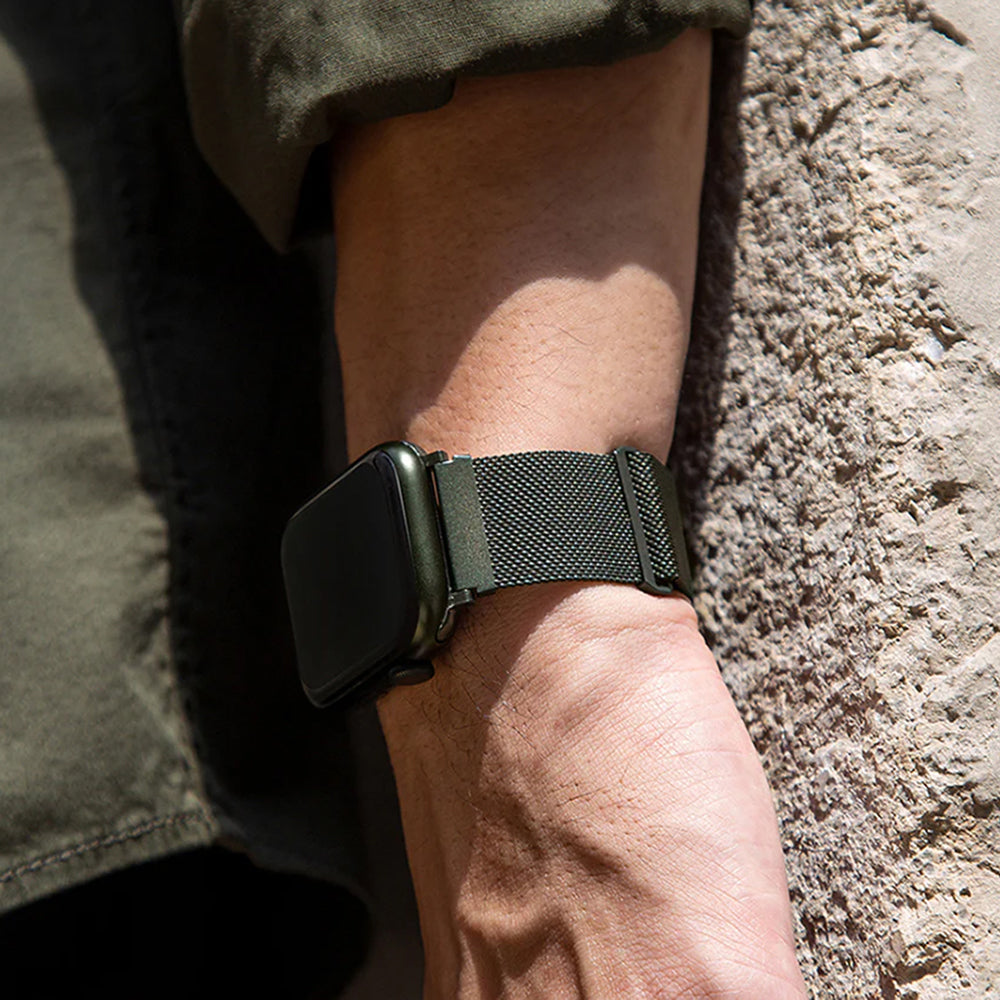 Каишка UNIQ Dante за Apple Watch 42mm / 41mm / 40mm / 38 Series, Златист