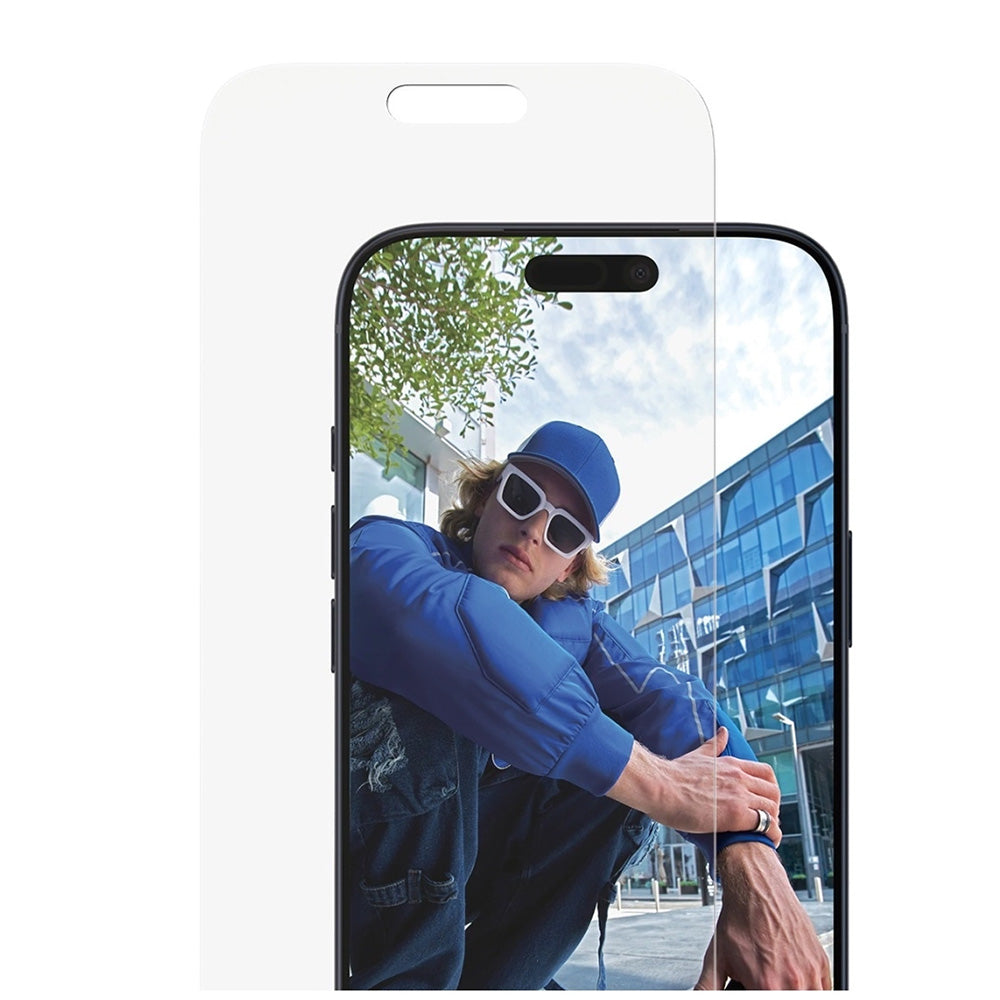 Защитно фолио за екран PanzerGlass Classic Fit EasyAligner за Apple iPhone 17 Pro Max, закалено стъкло, Full Glue
