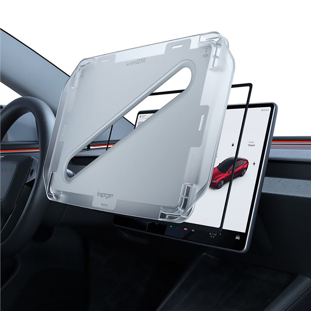 Протекторна фолио Spigen GlastR EZ FIT за навигация Tesla Y (2026 / 2025) / 3 (2026 / 2025 / 2024), закалено стъкло AGL10654