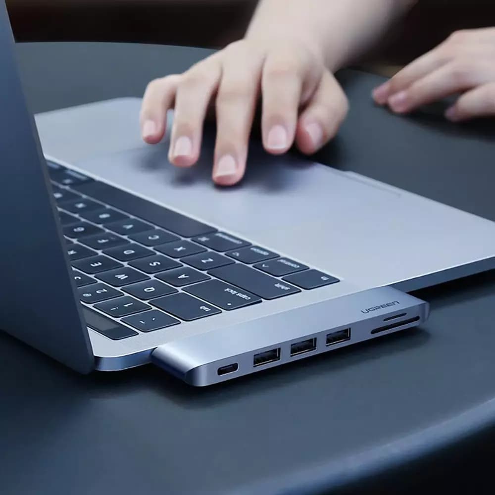 Hub USB-C UGREEN CM251 за Apple MacBook Pro / Air, 3 x USB-A 3.0 - 1 x USB-C - 1 x SD - 1 x microSD, Сив