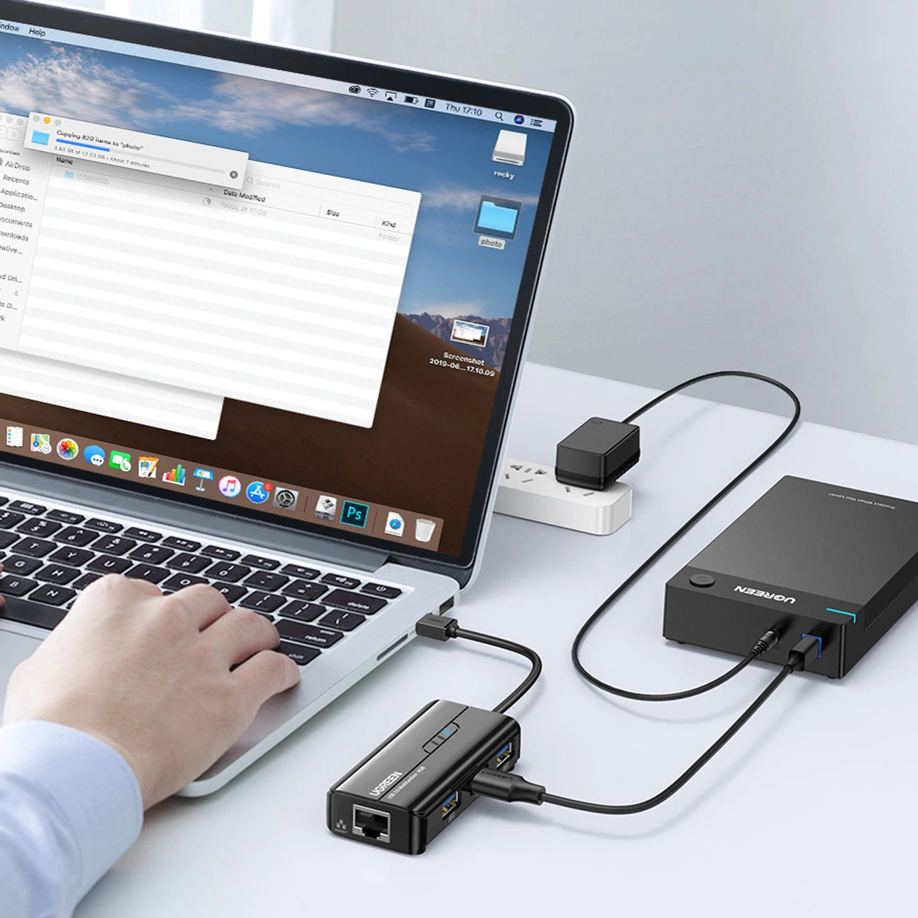 USB хъб UGREEN 20265, 3 x USB-A 3.0 - 1 x RJ45, Черен