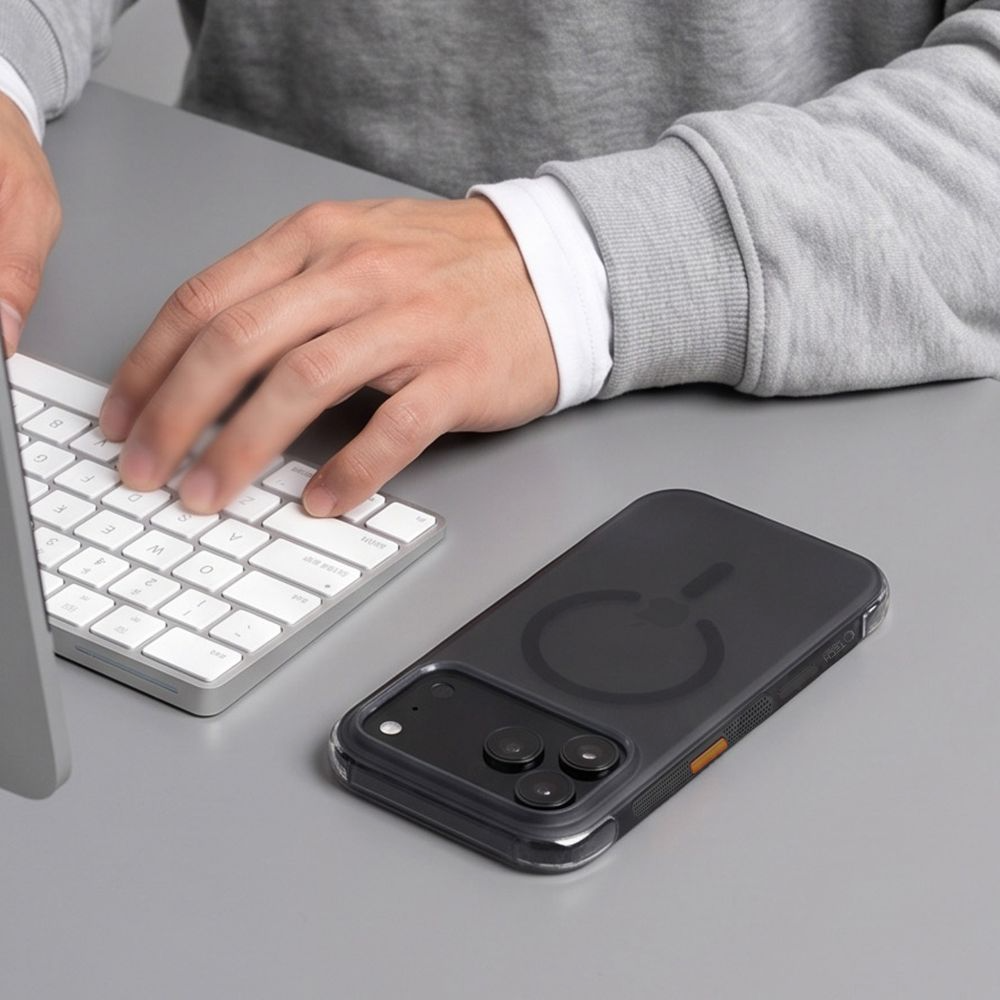 Калъф MagSafe за Apple iPhone 18 Pro / 17 Pro, Tech-Protect, MagAir CC, Матиран Черен