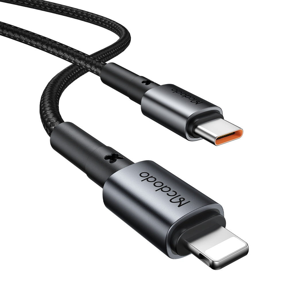 Автомобилен заряден уред с кабел Lightning McDodo CC-7492 Obsidian, 30W, 3A, 1 x USB-C, Черен