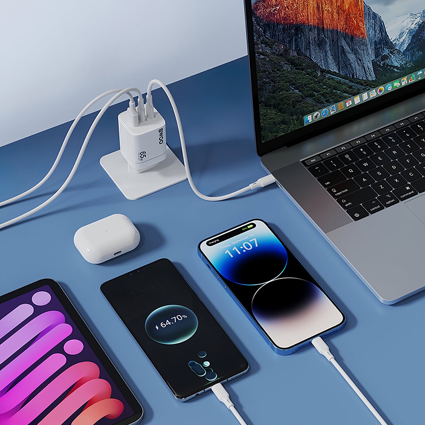 Зарядно за мрежа BWOO CDA147, 65W, 4.5A, 1 x USB-A - 2 x USB-C, Бяло