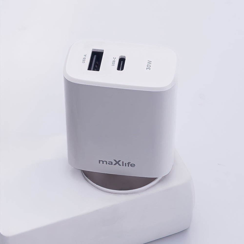 Мрежово зарядно устройство MaXlife MXTC-10-30AC, 30W, 3A, 1 x USB-A - 1 x USB-C, бяло