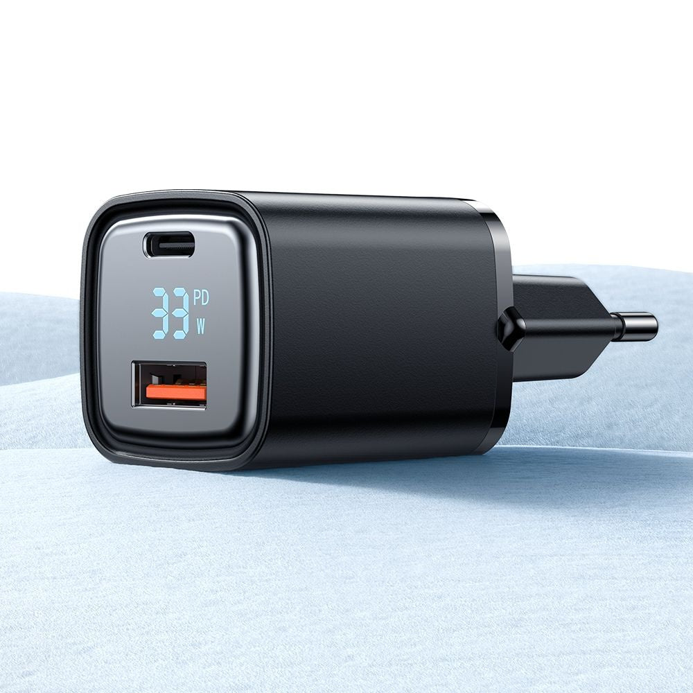 Зарядно за мрежа McDodo CH-1701 Graphite Display, 33W, 3A, 1 x USB-A - 1 x USB-C, Черно