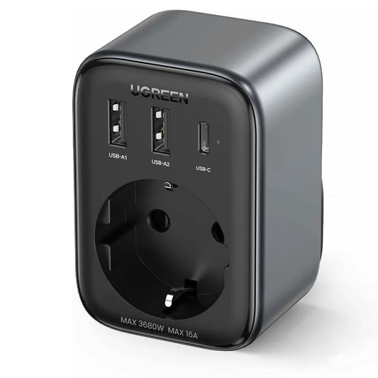 Мрежово зарядно устройство UGREEN CD314, 30 W, 3A, 2 x USB-A - 1 x USB-C - 1 x Schuko, черно