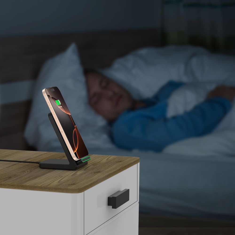 Безжично мрежово зарядно устройство Tech-Protect QI15W-A40, 15 W, 1,67 A, черно