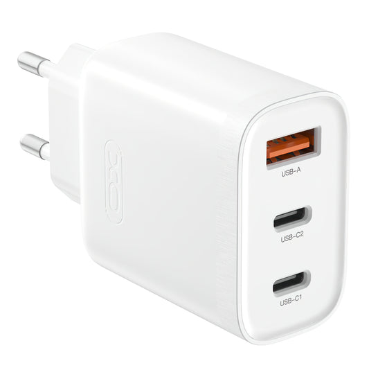 Мрежово зарядно устройство XO Design L117, 45W, 3A, 1 x USB-A - 2 x USB-C, бяло