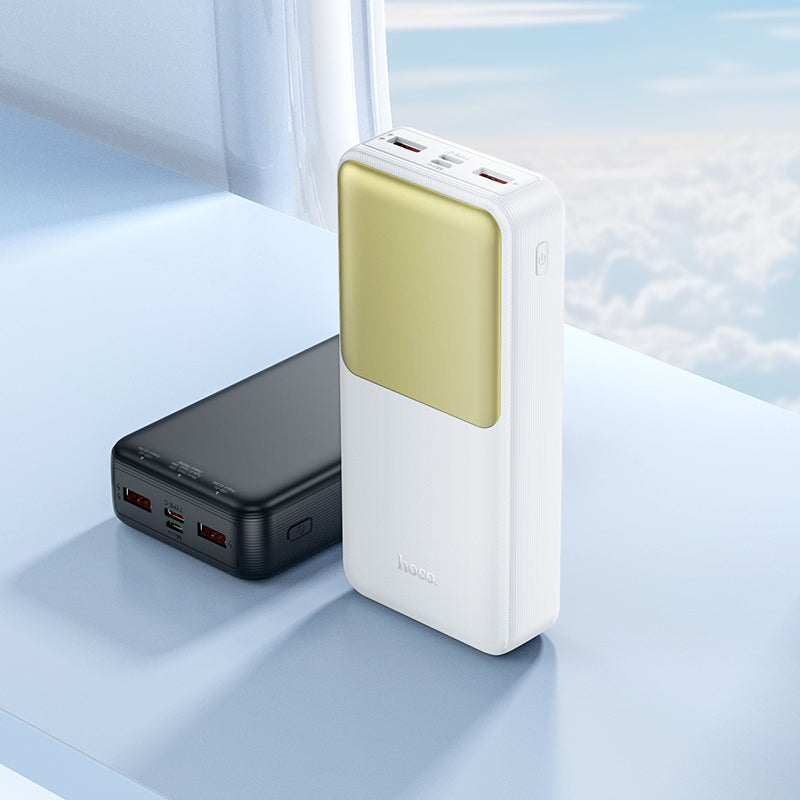 Външна батерия HOCO J136A, 20000mAh, 22.5W, QC + PD, 1 x USB-C - 2 x USB-A, Черна