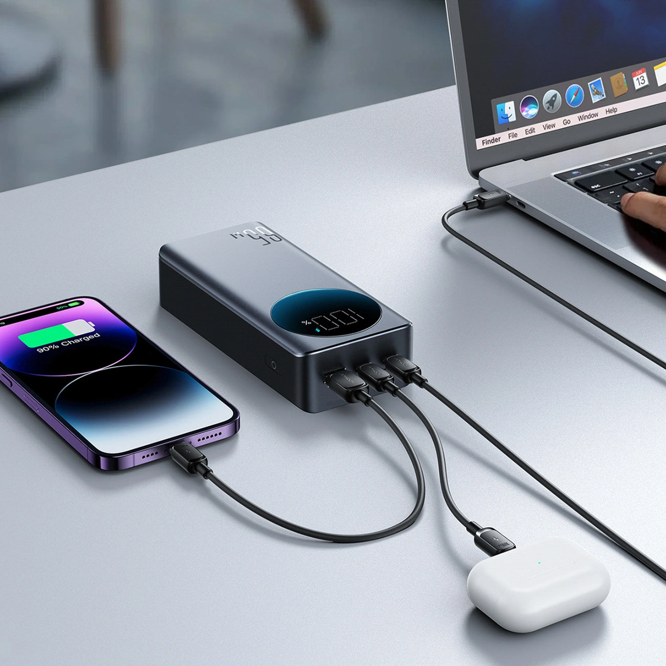 Външна батерия Joyroom JR-PBF05 Pro, 30000mAh, 65W, QC + PD, 1 x USB-A - 2 x USB-C, Черна