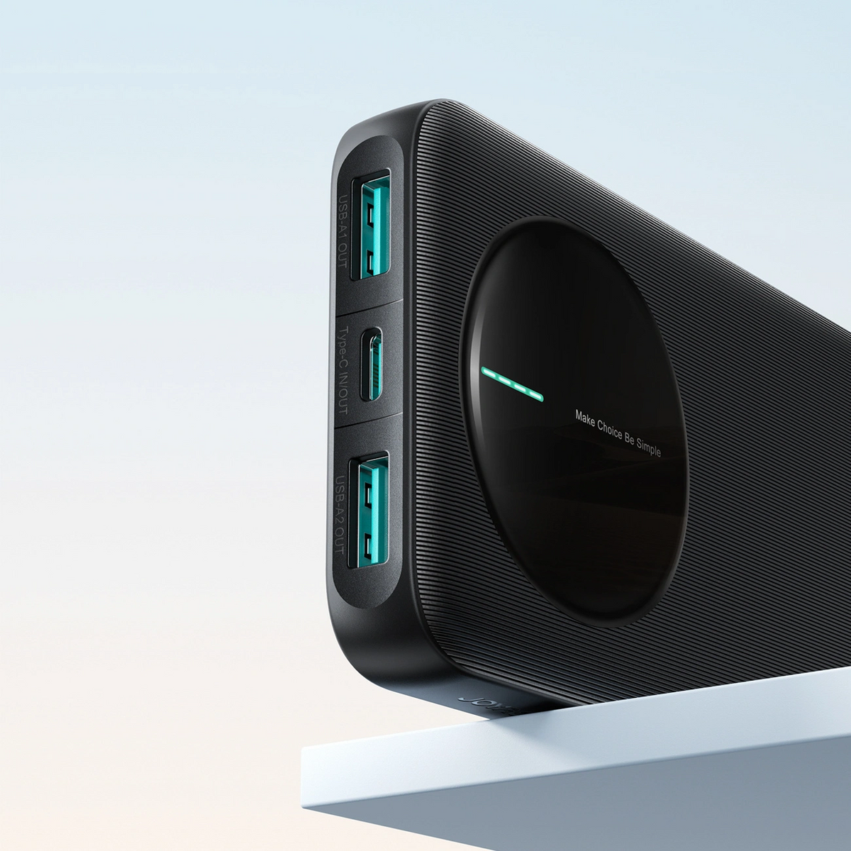 Външна батерия Joyroom JR-PBF12 Pro, 10000mAh, 22.5W, QC + PD, 1 x USB-C - 2 x USB-A, Черна