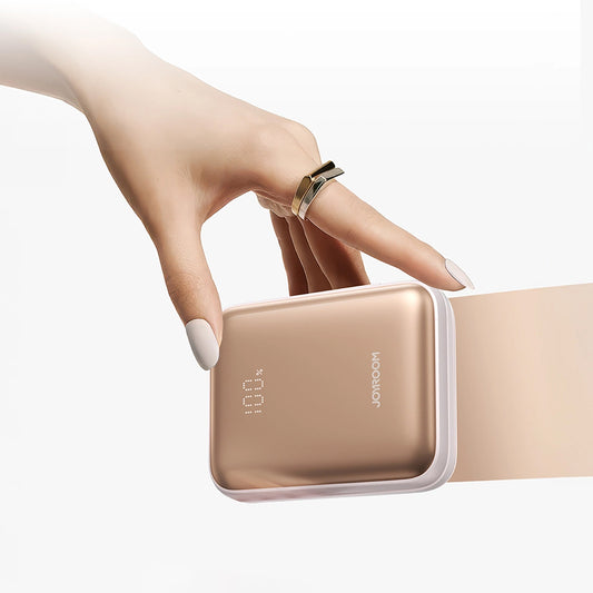 Външна батерия Joyroom JR-PBF27, 10000mAh, 22.5W, PD, 1 x Lightning - 2 x USB-C, Златиста