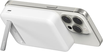 Безжична външна батерия Belkin BoostCharge Pro с поставка, 10000mAh, 15W, FQI, 1 x QI - 1 x USB-C, бяла BPD008btWH
