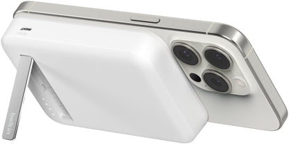 Безжична външна батерия Belkin BoostCharge Pro с поставка, 8000mAh, 15W, FQI, 1 x QI - 1 x USB-C, бяла BPD007btWH