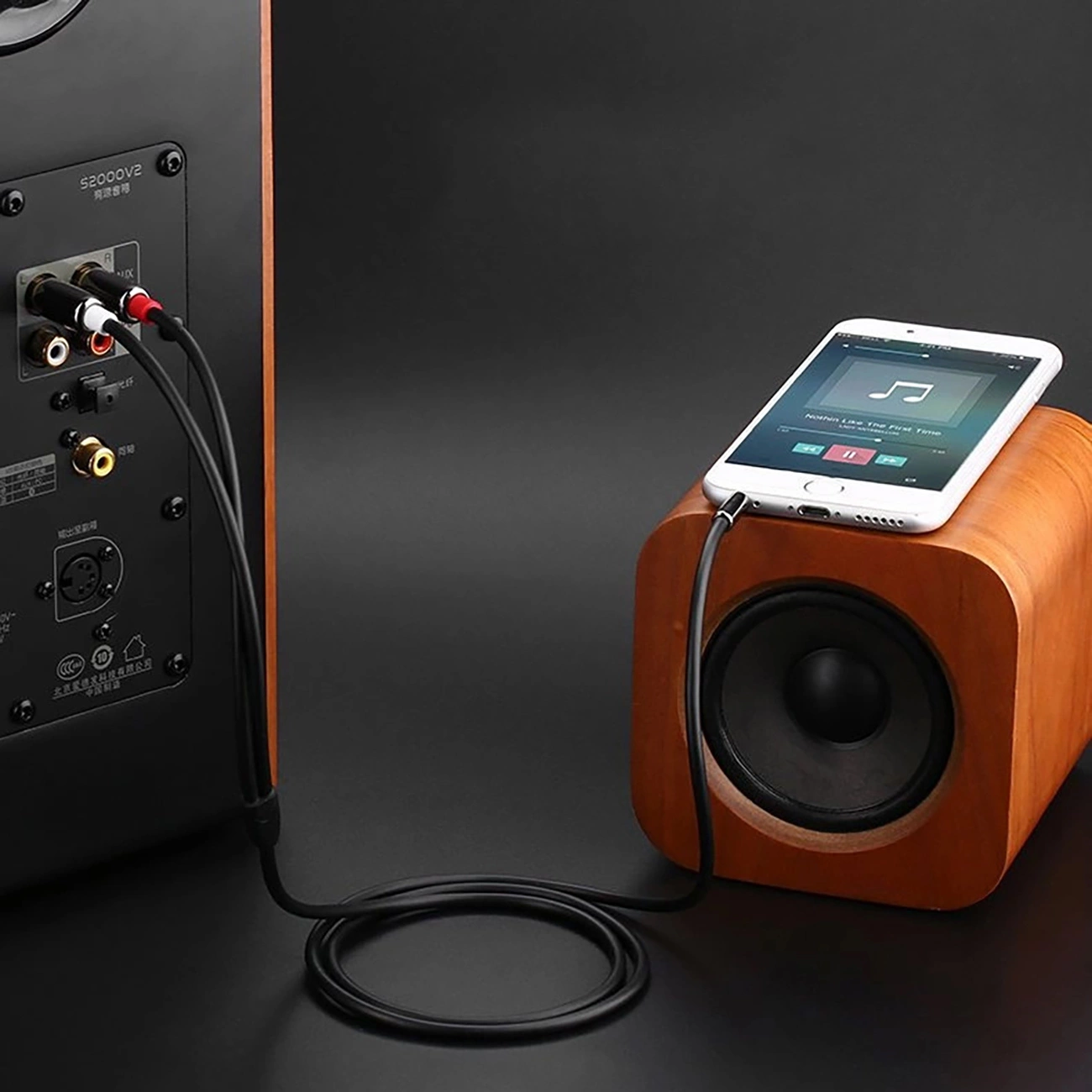 Аудио кабел 3.5mm - 2 x RCA UGREEN AV116, 1m, Черен