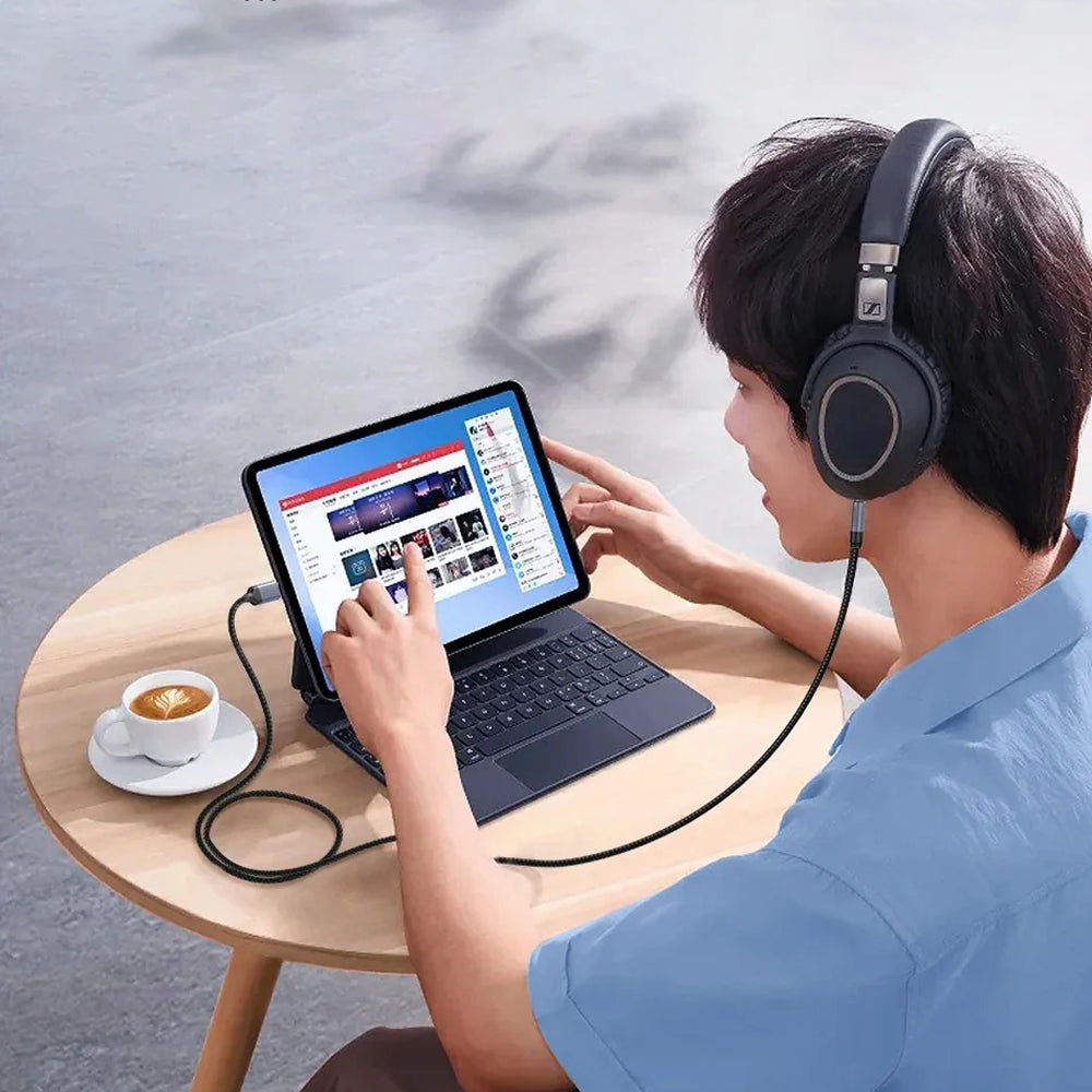 Аудио кабел Lightning - 3.5mm Techsuit AC10 SoundShell, 1.5m, Сив