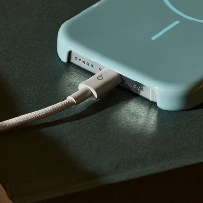 Кабел за данни и зареждане USB-C - USB-C Beats, 1.5m, Бежов MDGD4ZM/A