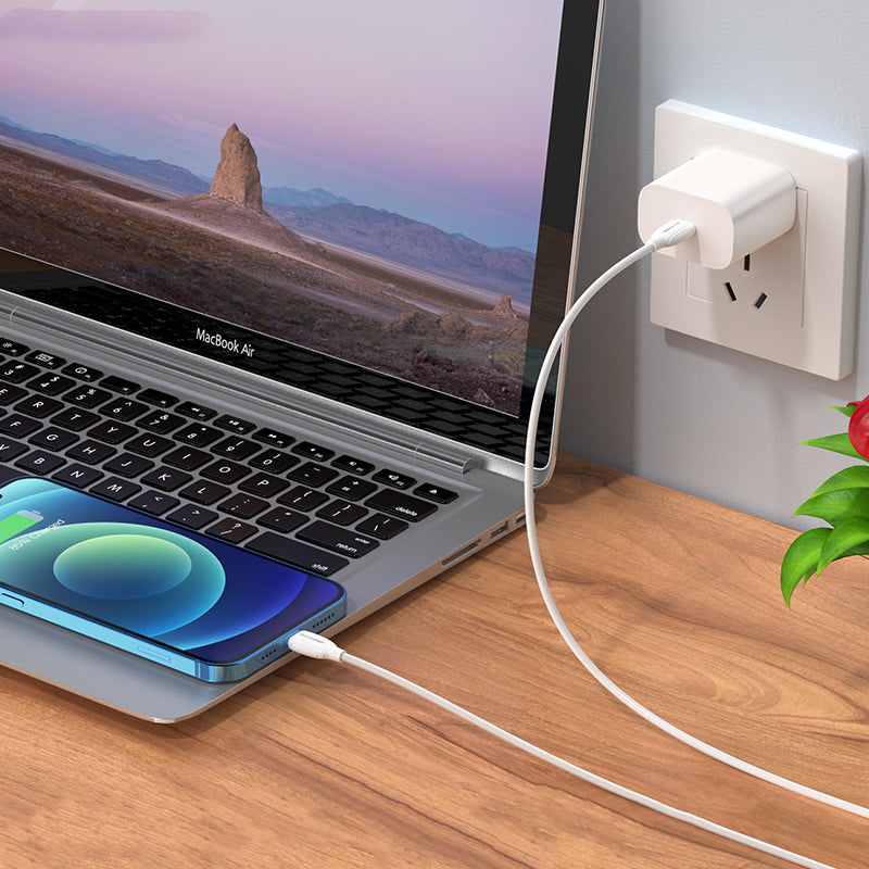 BLUE Power USB-C - Lightning кабел за данни и зареждане BLUE Power B2BX19, 18W, 2 м, бял