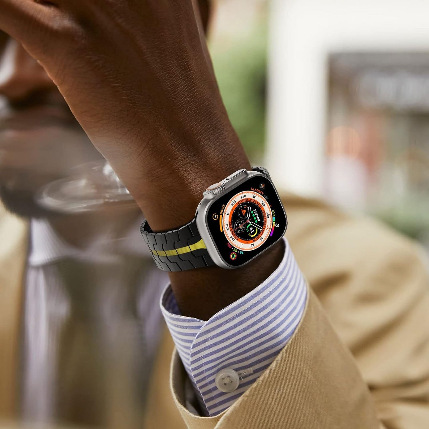 Каишка Techsuit W063 за Apple Watch 49mm / 46mm / 45mm / 44mm / 42mm Series, Черно-Оранжева