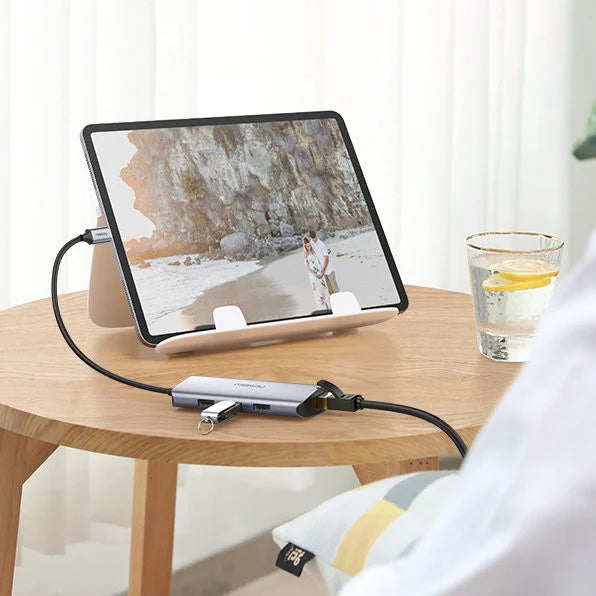 Hub USB-C UGREEN CM252, 3 x USB-A 3.0 - 1 x USB-C - RJ45, Сив
