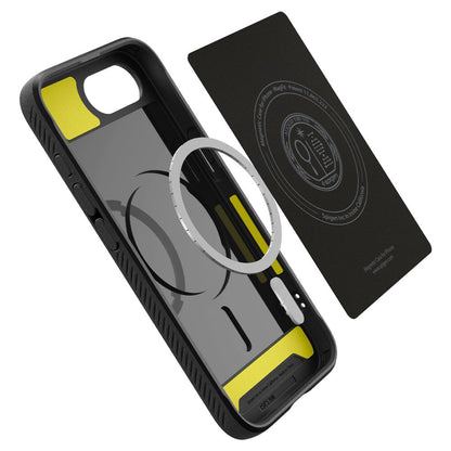 Калъф MagSafe за Apple iPhone 17e / 16e, Spigen, Rugged Armor, Матово черен