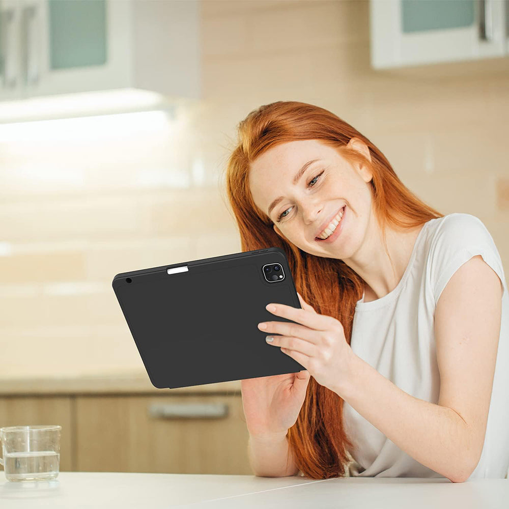 Калъф за Apple iPad Pro 13 (2024), Techsuit, Flex Trifold, Черен
