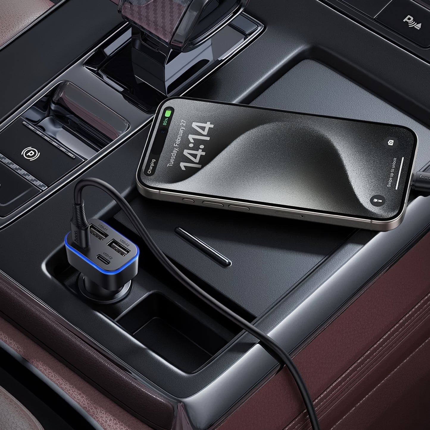 Автомобилен заряден уред HOCO Z63, 42W, 3A, 2 x USB-A - 2 x USB-C, Черен