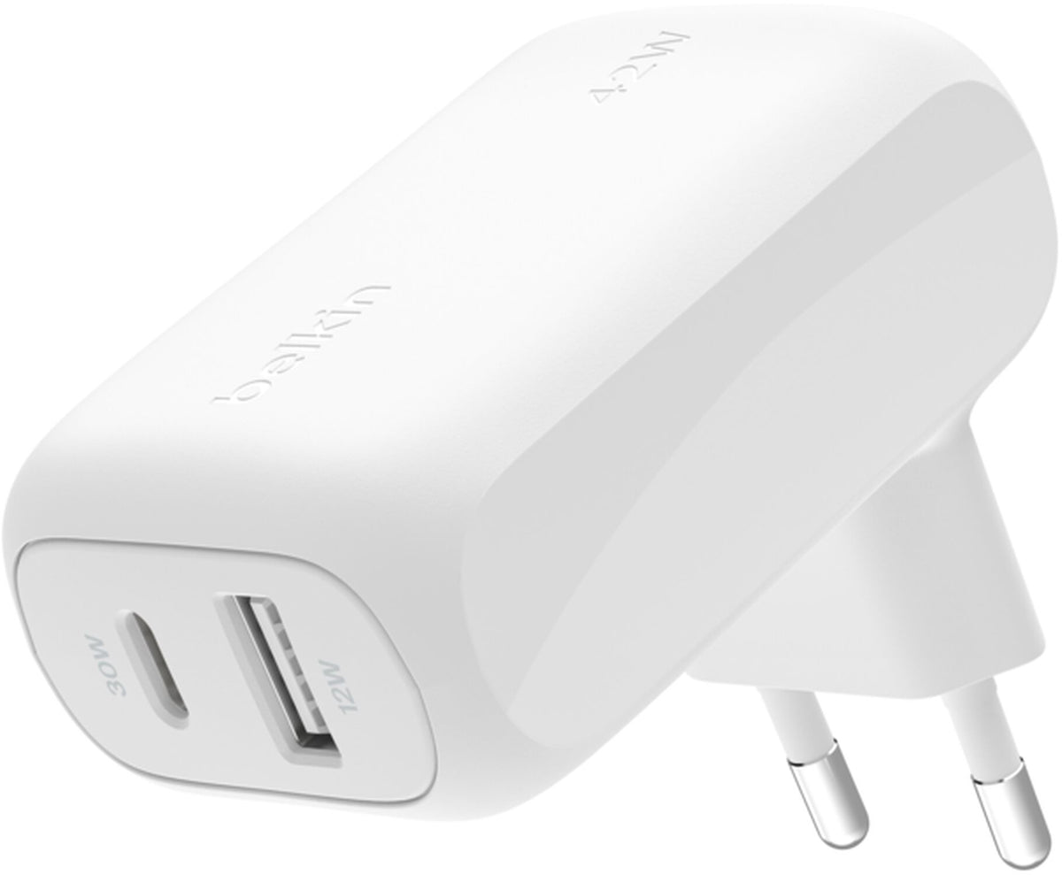 Зарядно устройство за мрежа Belkin BoostCharge Dual, 42W, 3A, 1 x USB-A - 1 x USB-C, бяло WCB009vfWH