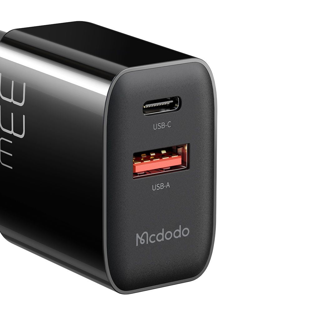 Зарядно устройство за мрежа McDodo CH-0921, 33W, 3A, 1 x USB-A - 1 x USB-C, Черно