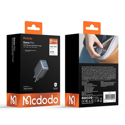 Зарядно устройство за мрежа McDodo CH-0970 Gana Mini, 67W, 3A, 1 x USB-A - 2 x USB-C, Черно