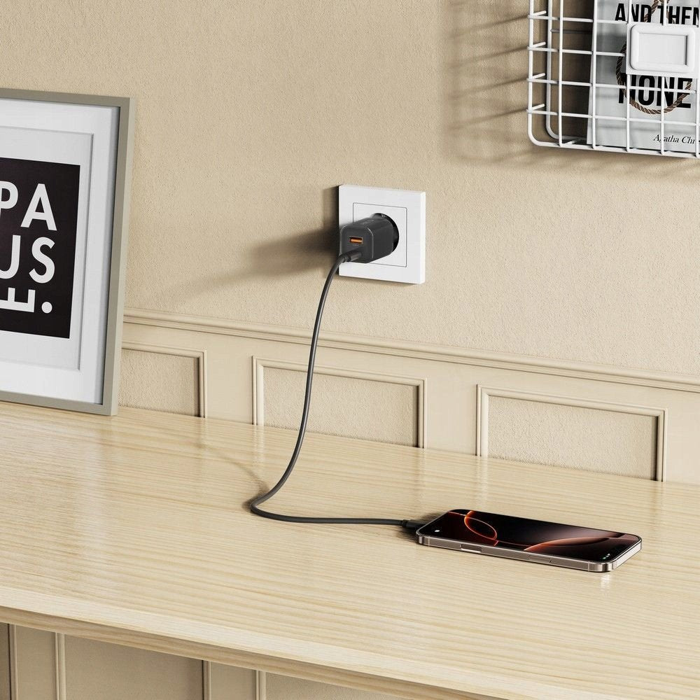 Зарядно устройство за мрежа Tech-Protect NCM33W, 33W, 3A, 1 x USB-A - 1 x USB-C, Черно