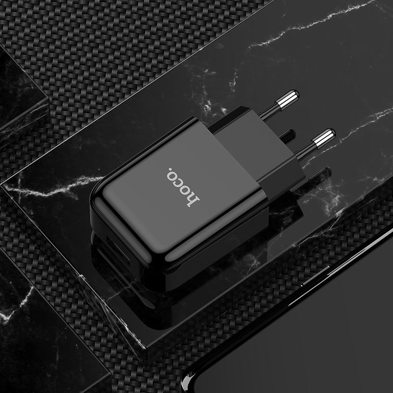 Зарядно устройство HOCO N2, 10W, 2A, 1 x USB-A, Черно